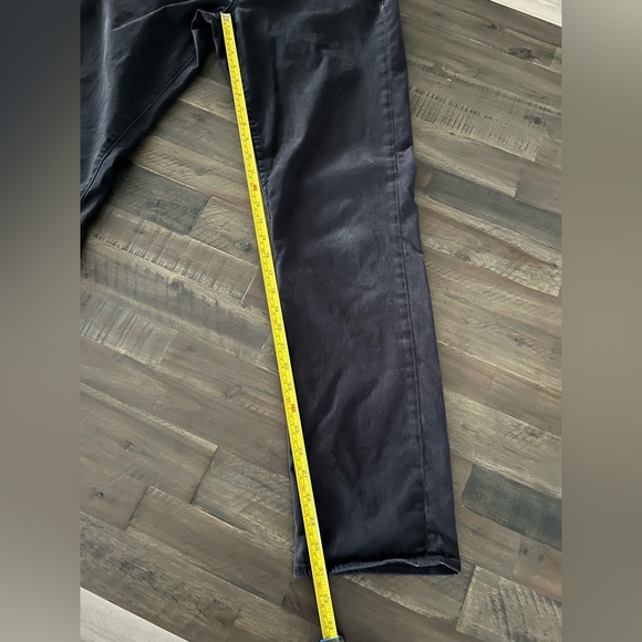 Lucky Brand Men's Dark Jeans - Picture 6 of 6